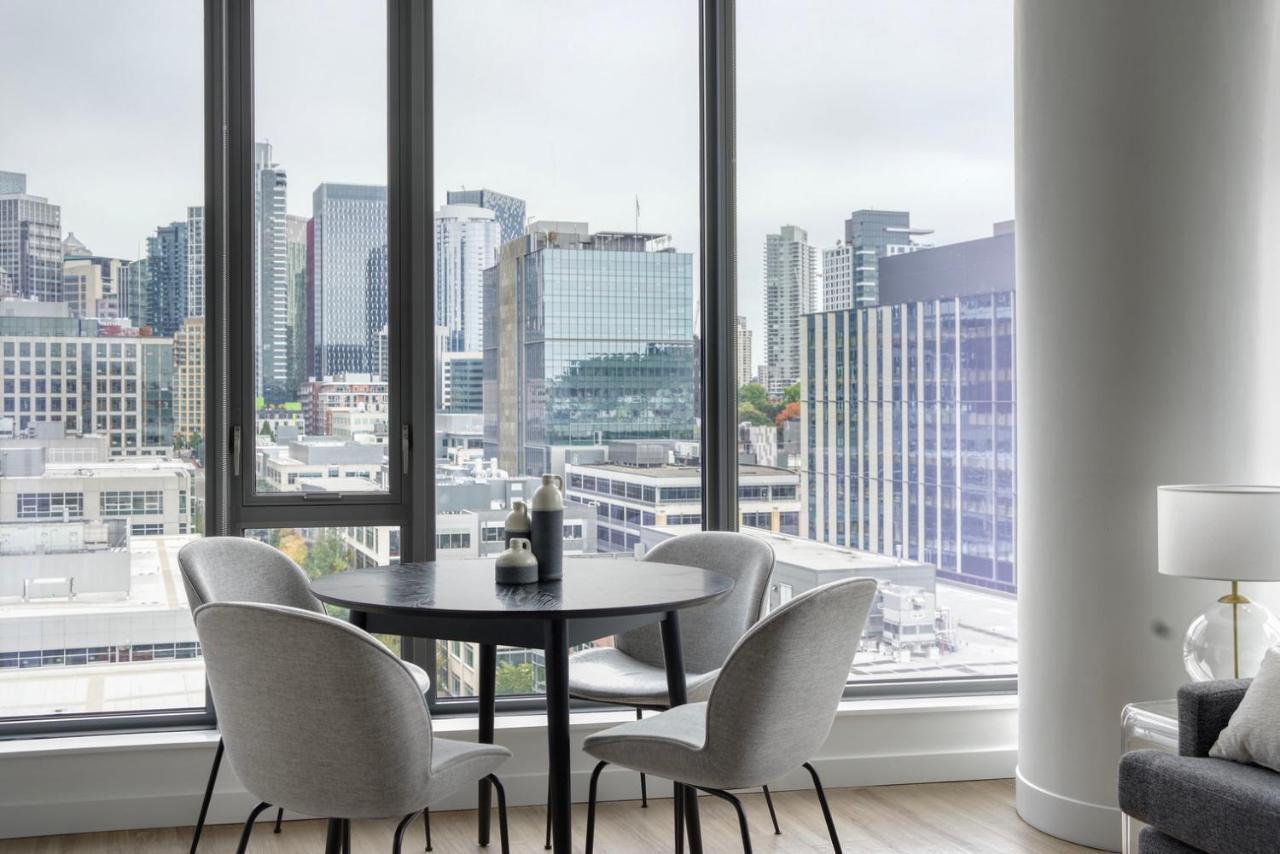 South Union 2br W Gym Roof Nr Downtown Sea-635 Seattle